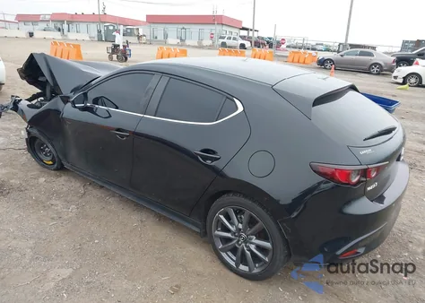 2021 Mazda Mazda3 Select z USA, uszkodzony, nr VIN JM1BPAKL3M1338218